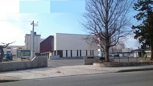 近くの西部小学校まで450m（徒歩6分）