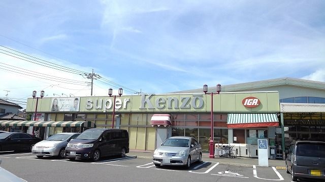 近くのノールケンゾーまで750m（徒歩10分）