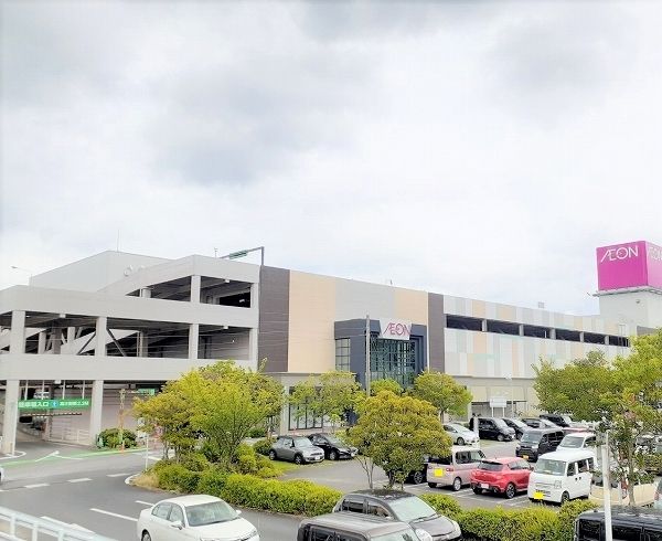 近くのイオン 唐津店まで700m(徒歩9分)