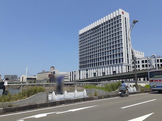 近くの病院まで400m（徒歩5分）
