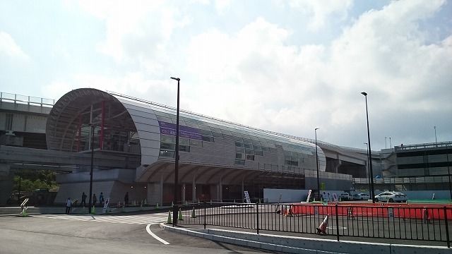 近くの沖縄都市モノレールてだこ浦西駅まで730m（徒歩10分）