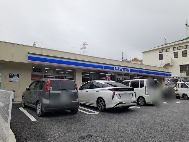 近くのローソンてだこ浦西駅前店まで364m（徒歩5分）