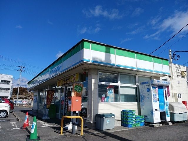 近くのファミリーマート佐沼中江五丁目まで950m（徒歩12分）