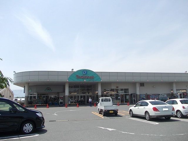 近くのトミダヤ本巣店まで500m（徒歩7分）