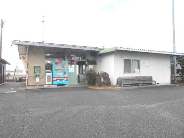 近くの樽見鉄道　本巣駅まで600m（徒歩8分）