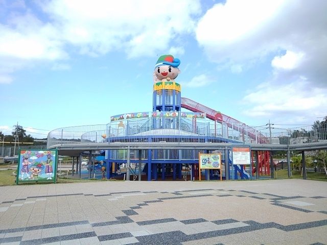 近くの道の駅ぎのざまで1,300m(徒歩17分)