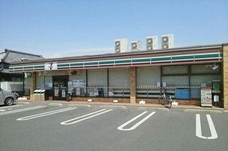 近くのセブンイレブン越谷恩間中道店まで350m(徒歩5分)