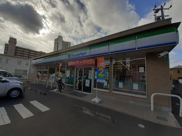 近くのファミリーマート 仙台堤通店まで85m(徒歩2分)