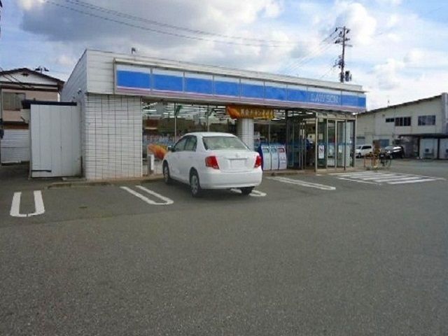 近くのローソン秋田仁井田本町店まで542m(徒歩7分)