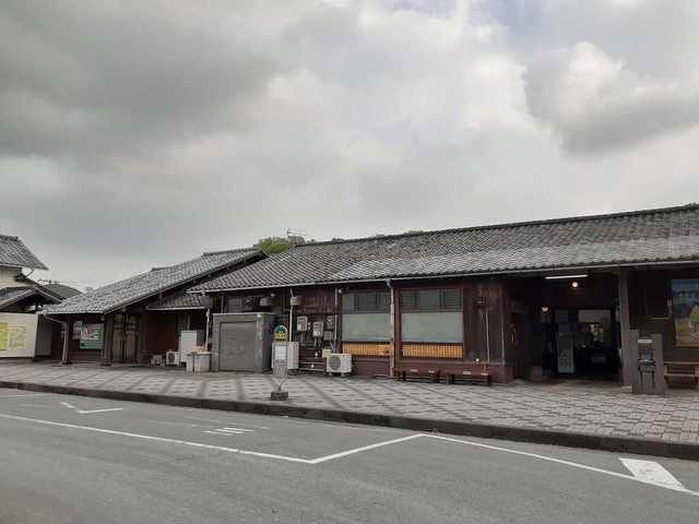 近くの駅まで2,200m（徒歩28分）