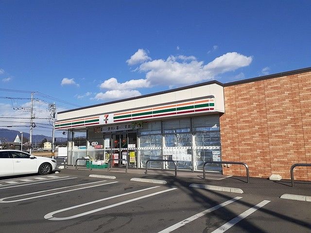 近くのセブン-イレブン つくば大曽根まで350m(徒歩5分)