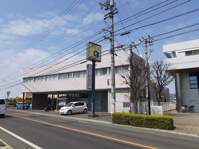 近くの百十四銀行三木支店　様まで2,000m（徒歩25分）