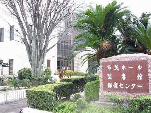 近くの弥冨図書館まで1,900m(徒歩24分)