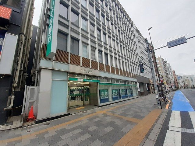 近くのりそな銀行まで259m(徒歩4分)
