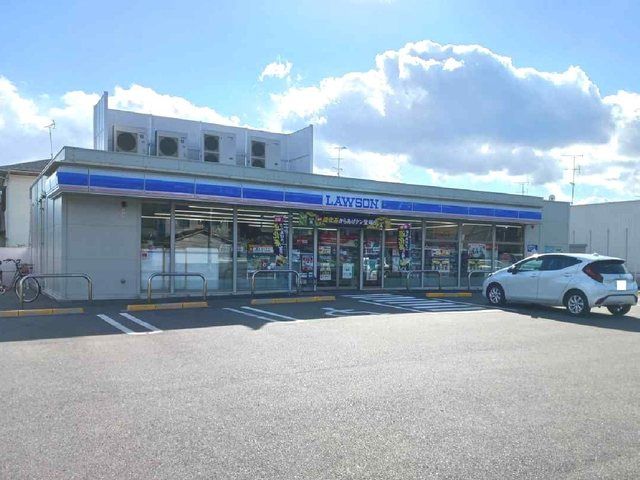 近くのローソン 小城松尾店まで500m（徒歩7分）