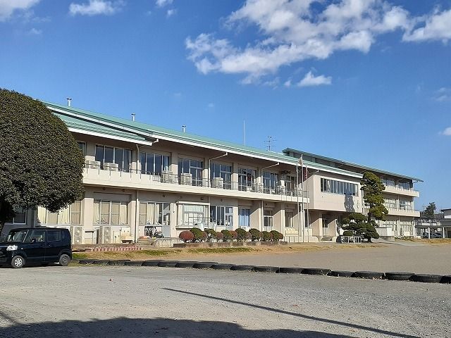 近くの鹿沼市立北押原中学校まで210m(徒歩3分)
