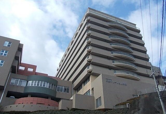 近くのグリーンヒル病院まで300m（徒歩4分）