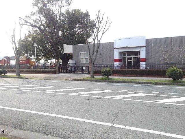 近くの幼稚園・保育園まで450m（徒歩6分）
