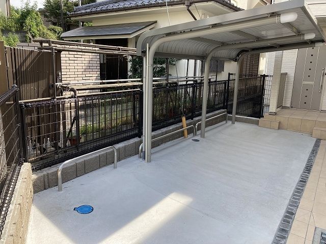 近くの屋根付き駐輪場まで1m（徒歩1分）