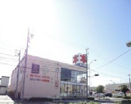 近くのツタヤ・書店まで600m（徒歩8分）