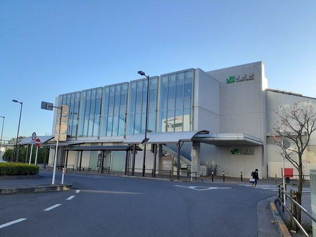 近くの西府駅まで601m（徒歩8分）