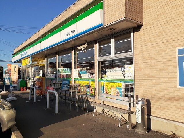 近くのファミリーマート仙台栄一丁目店まで406m(徒歩6分)