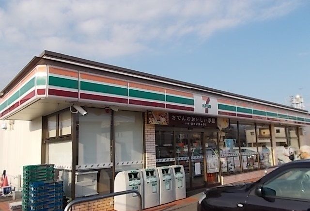 近くのセブンイレブン上新田店まで600m(徒歩8分)