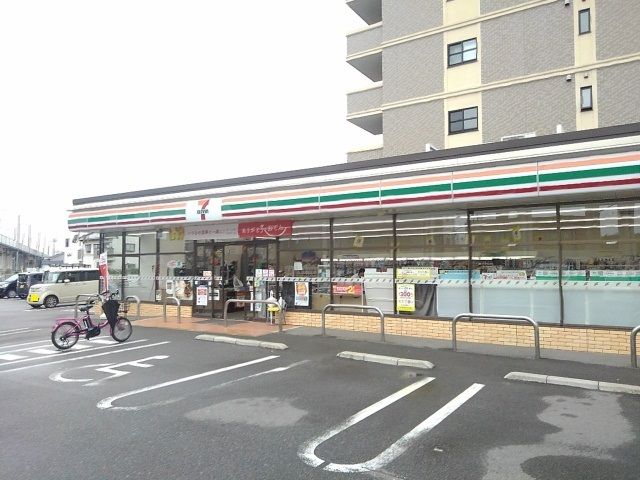 近くのセブンイレブン福岡土井１丁目店まで650m（徒歩9分）