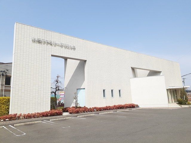 近くの山田ファミリークリニックまで468m（徒歩6分）