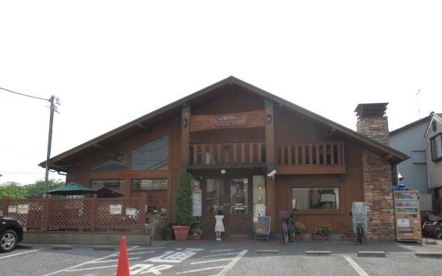 近くのピーターパン小麦工房店まで235m（徒歩3分）