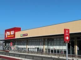 近くのヤオコー 岡部店まで1,400m（徒歩18分）