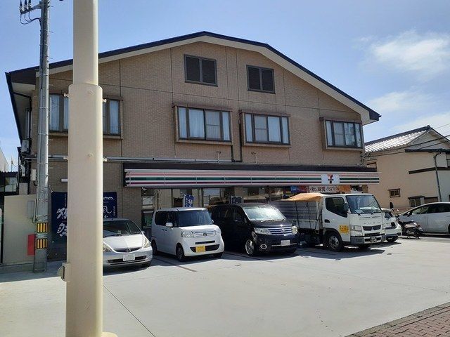 近くのセブンイレブン津田沼店まで240m（徒歩3分）