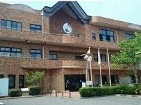 近くの長後市民センターまで800m(徒歩10分)