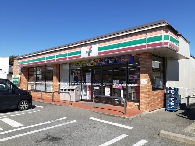 近くのセブンイレブン甲府貢川アルプスまで200m（徒歩3分）