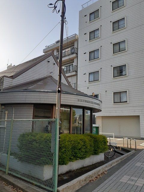近くの柳沢交番まで487m(徒歩7分)