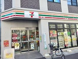 近くのセブンイレブンまで107m（徒歩2分）