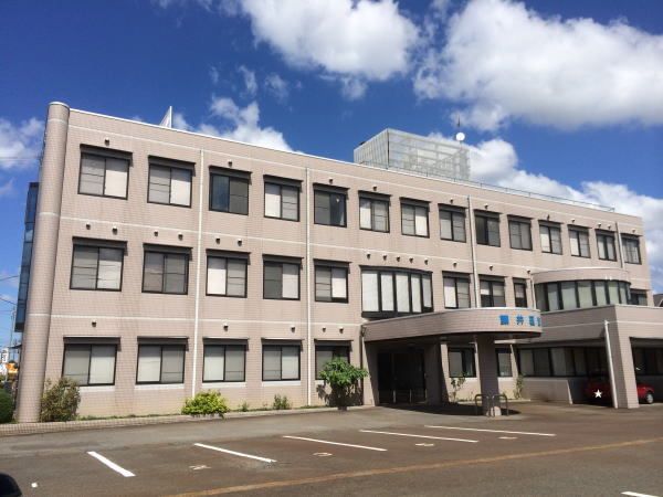 近くの病院まで950m（徒歩12分）