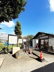 近くの浮間つり堀公園まで358m（徒歩5分）