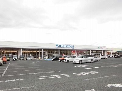 近くのヤマザワ神町店まで1,000m（徒歩13分）