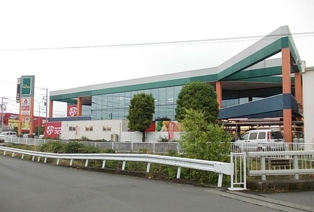 近くのかいせいモールまで800m（徒歩10分）