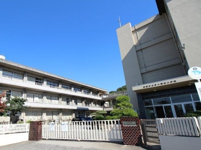 近くの第ニ福田小学校まで650m（徒歩9分）