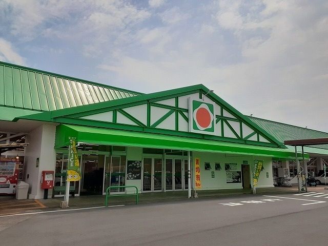 近くのサンキュー隼人店まで850m(徒歩11分)
