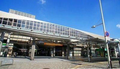 近くの東武伊勢崎線越谷駅まで900m(徒歩12分)