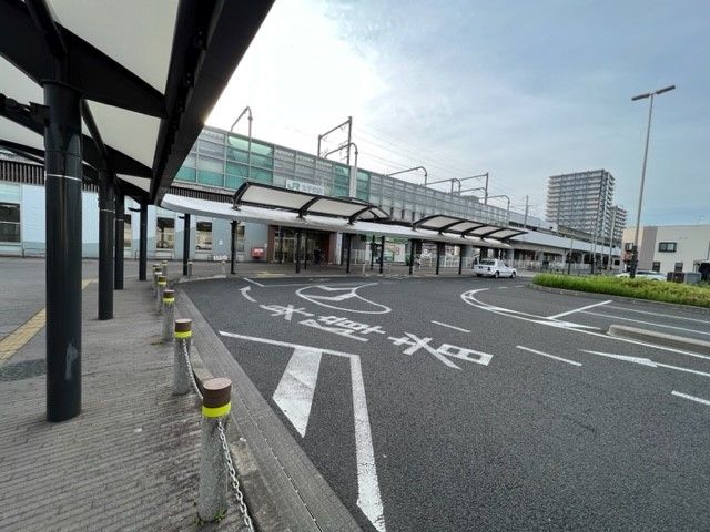 近くの駅まで1,400m（徒歩18分）