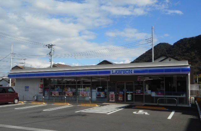 近くのローソン 沼津下香貫店まで450m（徒歩6分）
