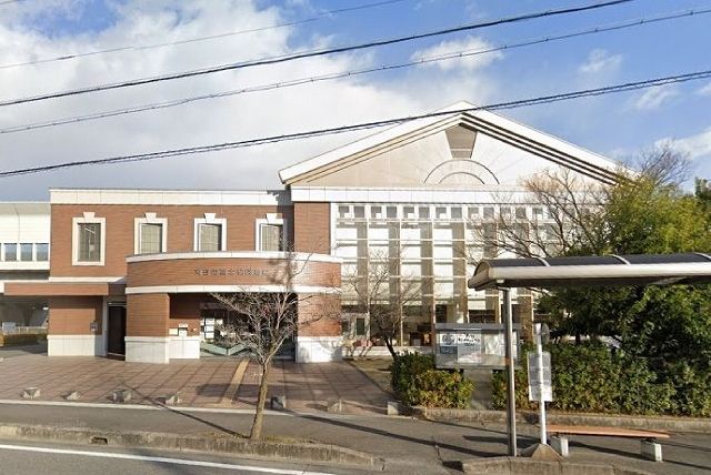 近くの富士松図書館まで550m（徒歩7分）