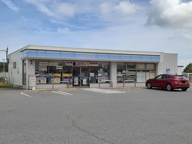 近くのローソン田尻店まで300m（徒歩4分）