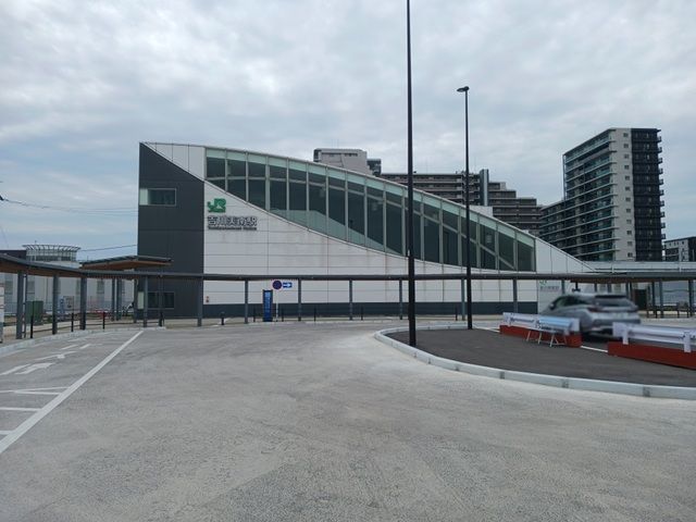 近くの駅まで530m（徒歩7分）