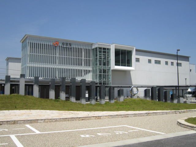 近くの東海道本線「相見駅」まで750m(徒歩10分)