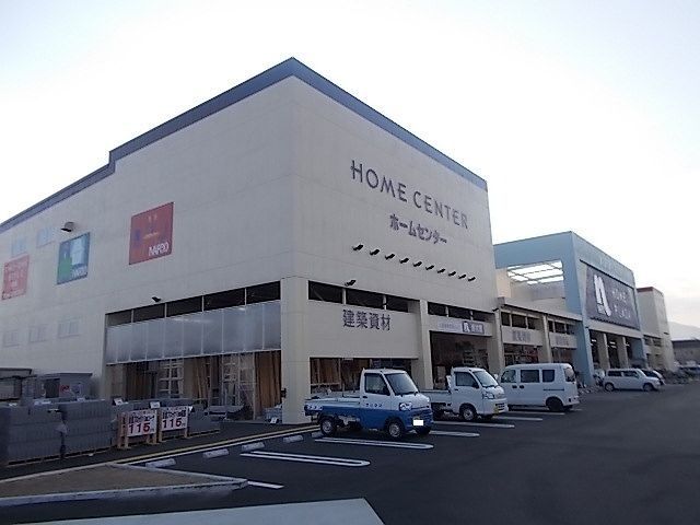 近くのホームプラザナフコ富士店まで450m（徒歩6分）